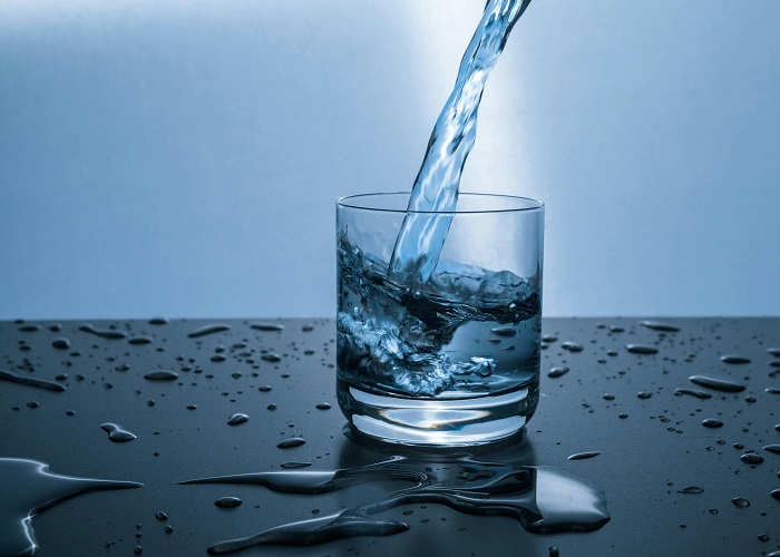 drink water